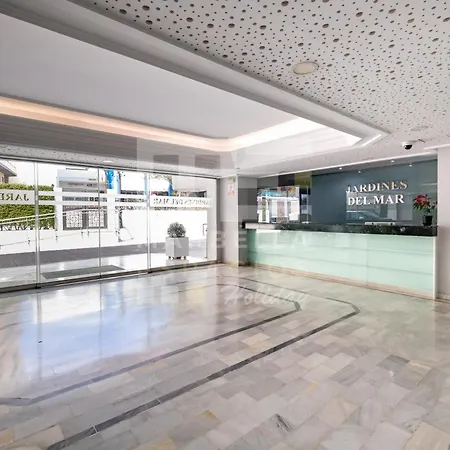 아파트 714 Luxury Plaza Estudio Junto A La Playa 마르베야